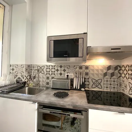 Feel@home Nemausus « Le 4 » * נים