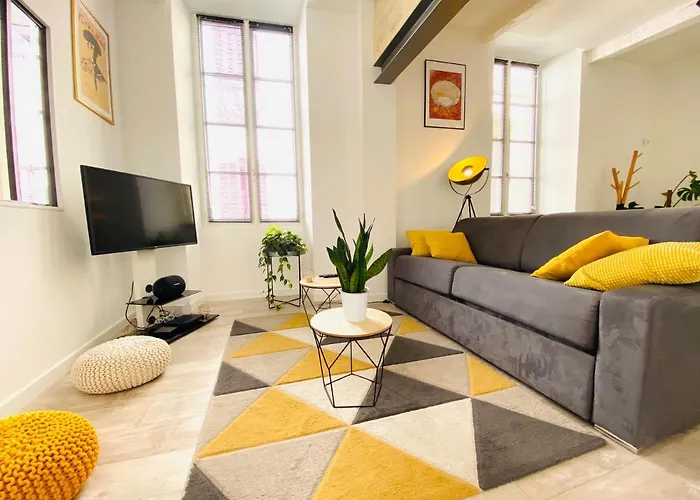 Feel@home Nemausus « Le 4 » * נים